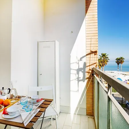 アパート Sulla Via Del Mare - A